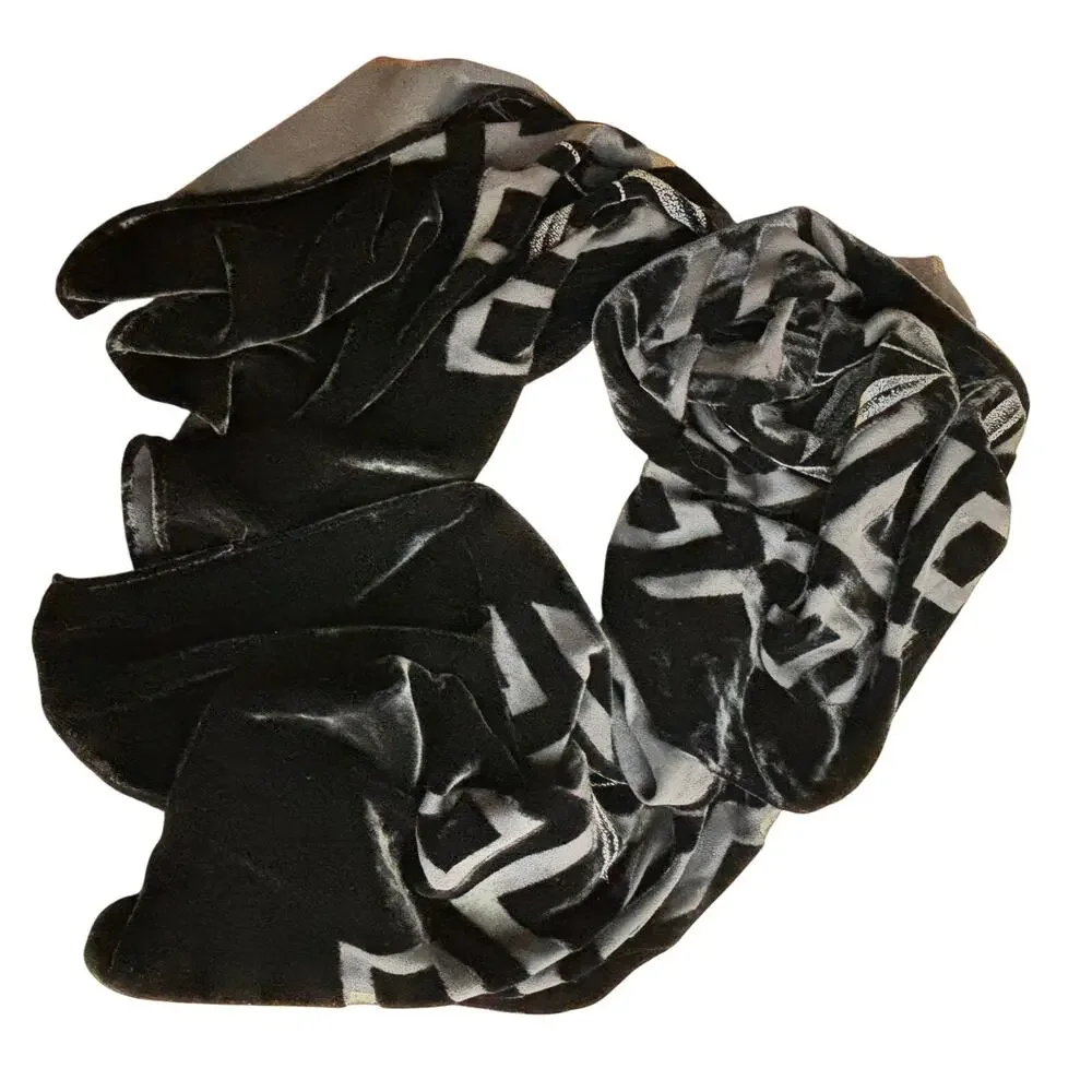 Roberta di Camerino Velvet & silk burnout wrap shawl black silver organic floral